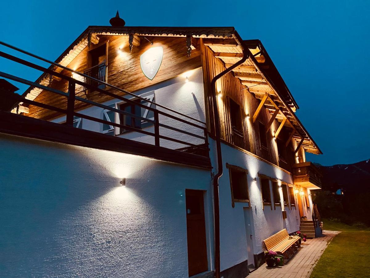 Alm Seasons Premium & Saalbach-Hinterglemm