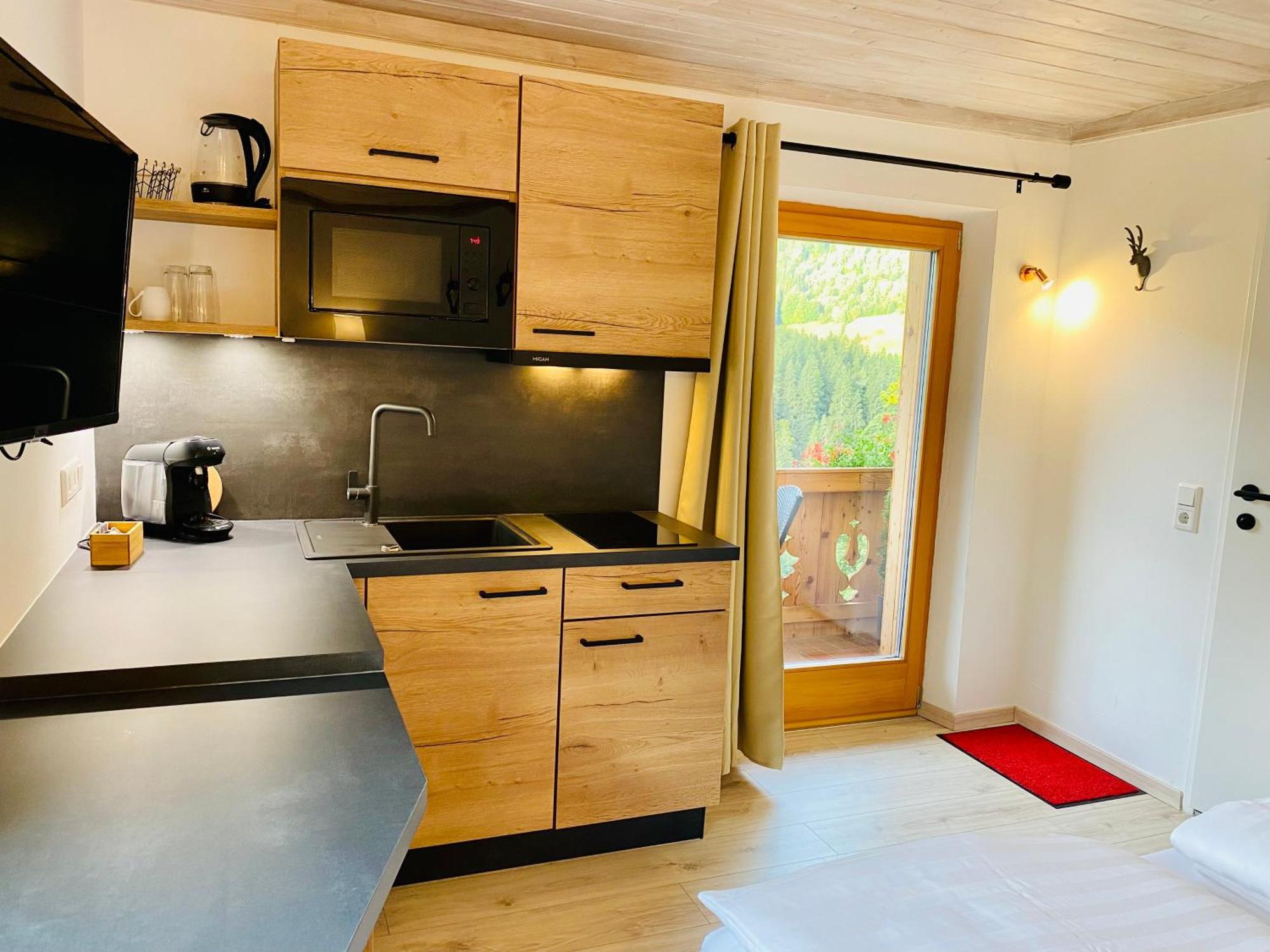 Alm Seasons Premium & * Saalbach-Hinterglemm